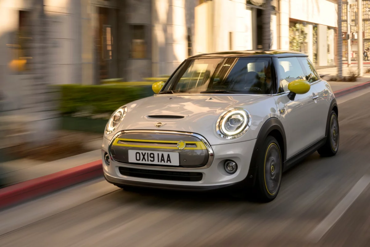 Mini's first electric, the 135-kW Cooper SE