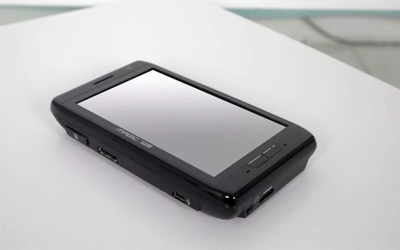 The 4.8-inch touchscreen display is capable of 720p high definition playback and there's a 1.3 megapixel webcam for video conferencing or web chat