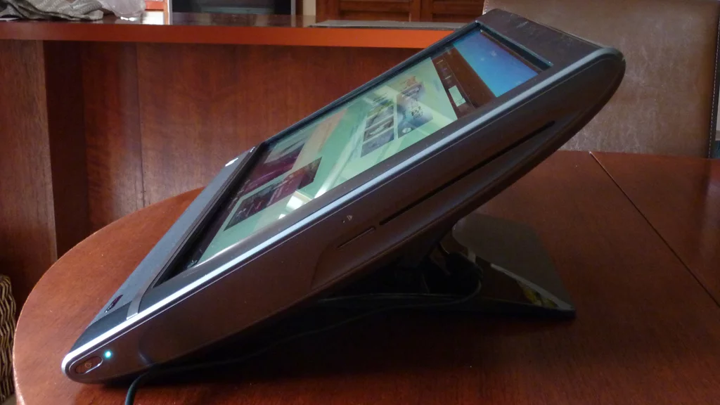 The HP TouchSmart 610-1030a