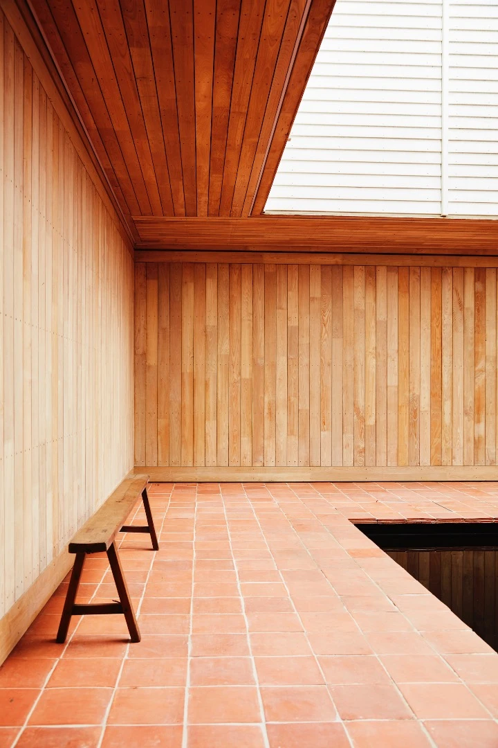 "The lively and sculptural house, despite its scale and grandeur, manages to also feel pleasingly domestic and intimate," says RIBA juror Sandra Coppin