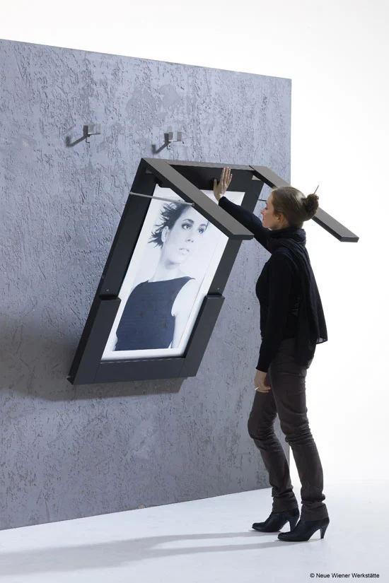 IvyDesign's Picture Table transforms from an ordinary dining table to a frame for your favorite piece of art