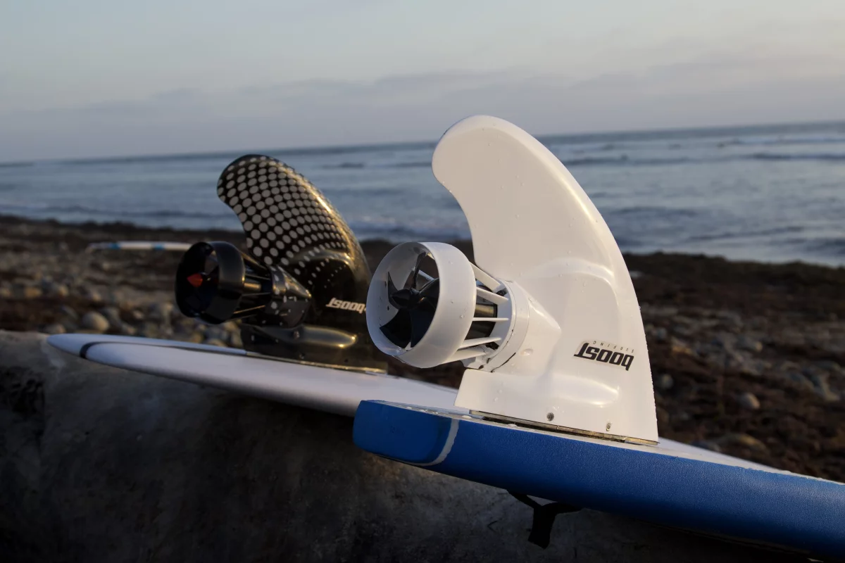 The Boost Surfing Fin temporarily replaces a third-party board's existing fin, via an included adapter