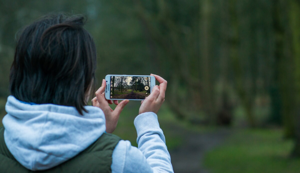 A wide lens aperture will allow your smartphone camera to perform better in low light situations