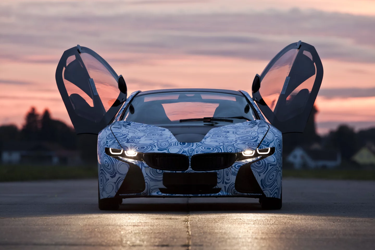 Road-ready technology showcase of BMW's Vision EfficientDynamics plug-in hybrid sports car