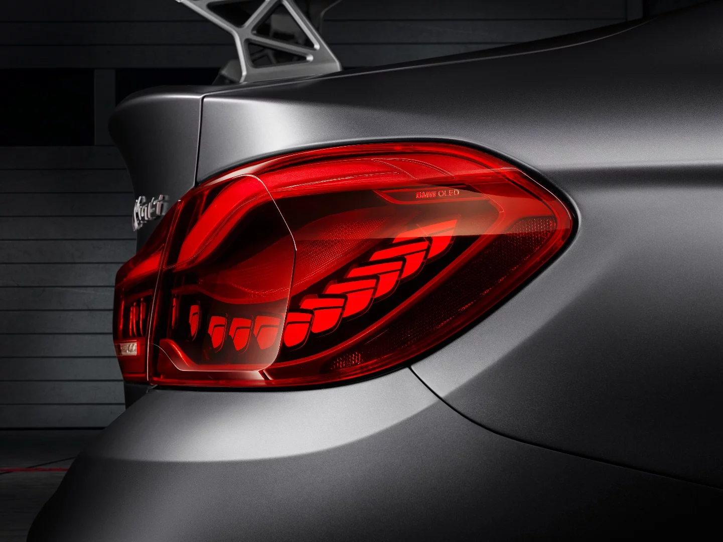 The Concept M4 features the latest evolution of BMW's OLED lighting technology