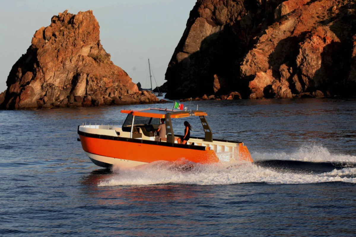 The Ethos E30 hits the water