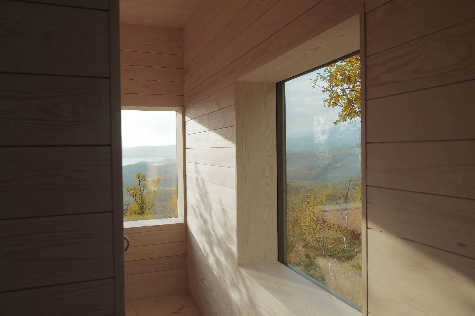 The interior of Cabin Ustaoset is finished in pine