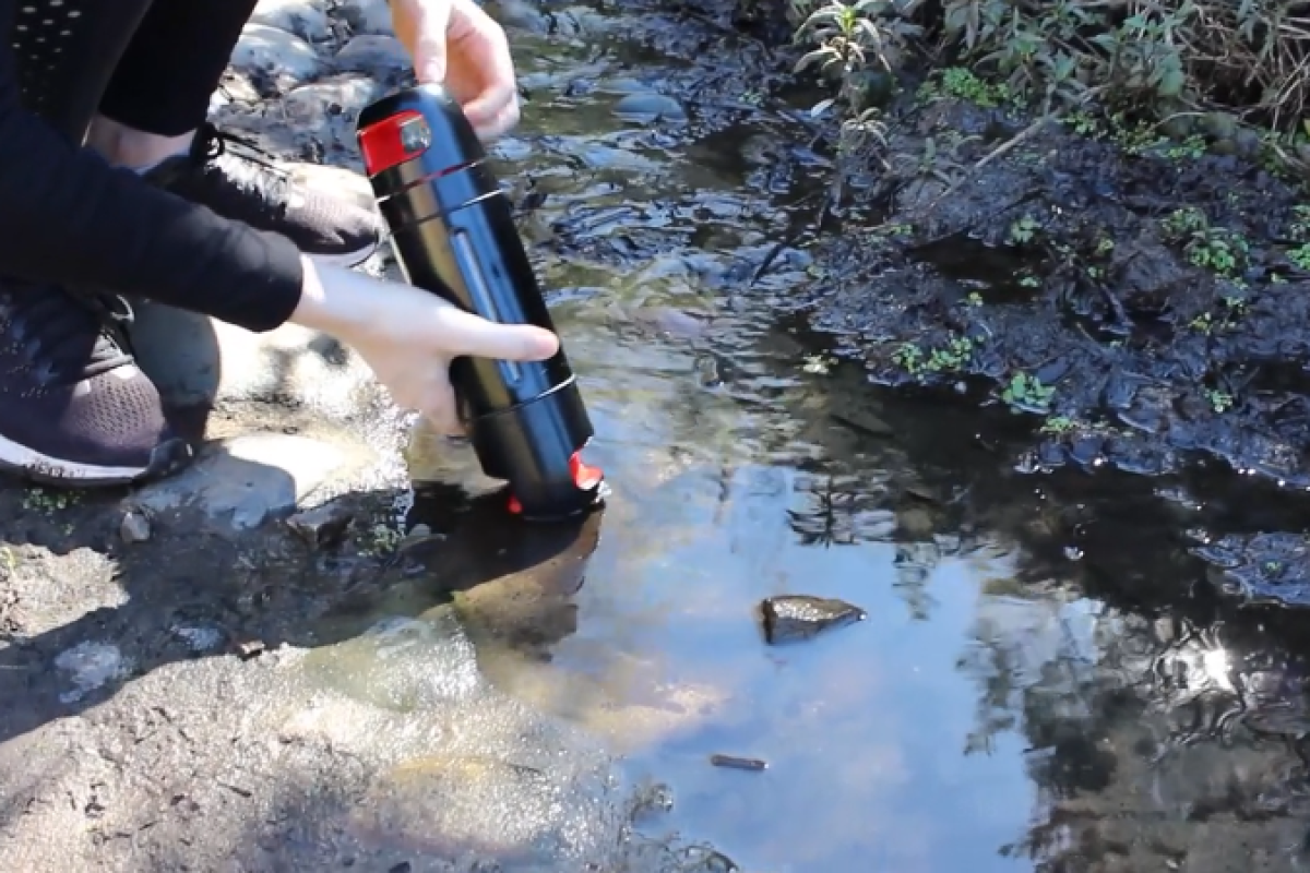 Collecting and filtering water at a stream