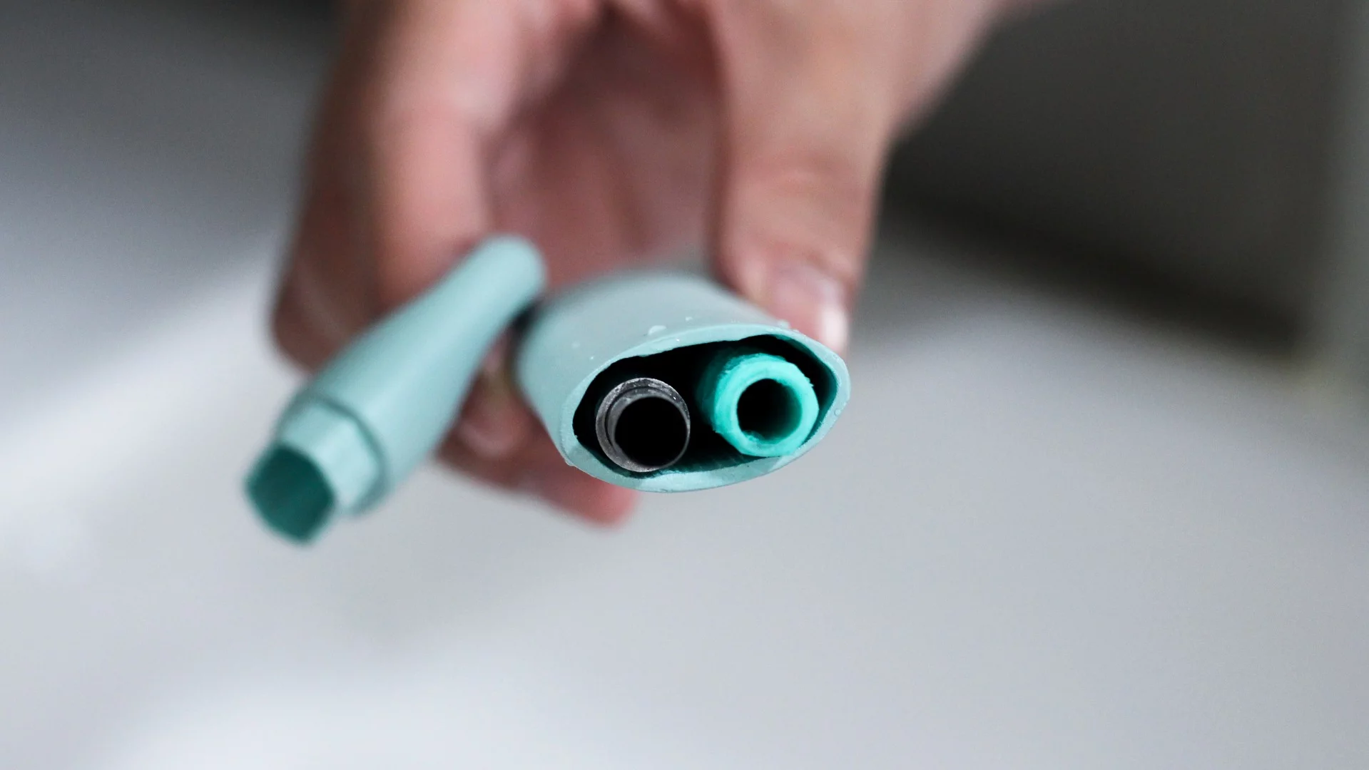 The Chew straw packs away into the carry case