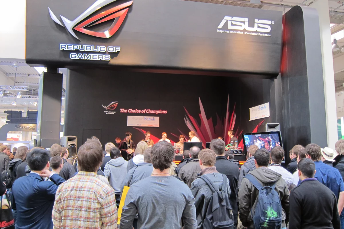 ASUS' gaming wing, the Republic of Gamers, has revealed its new line-up of notebooks, mainboards, graphics cards, monitors, routers and headsets at CeBIT 2011