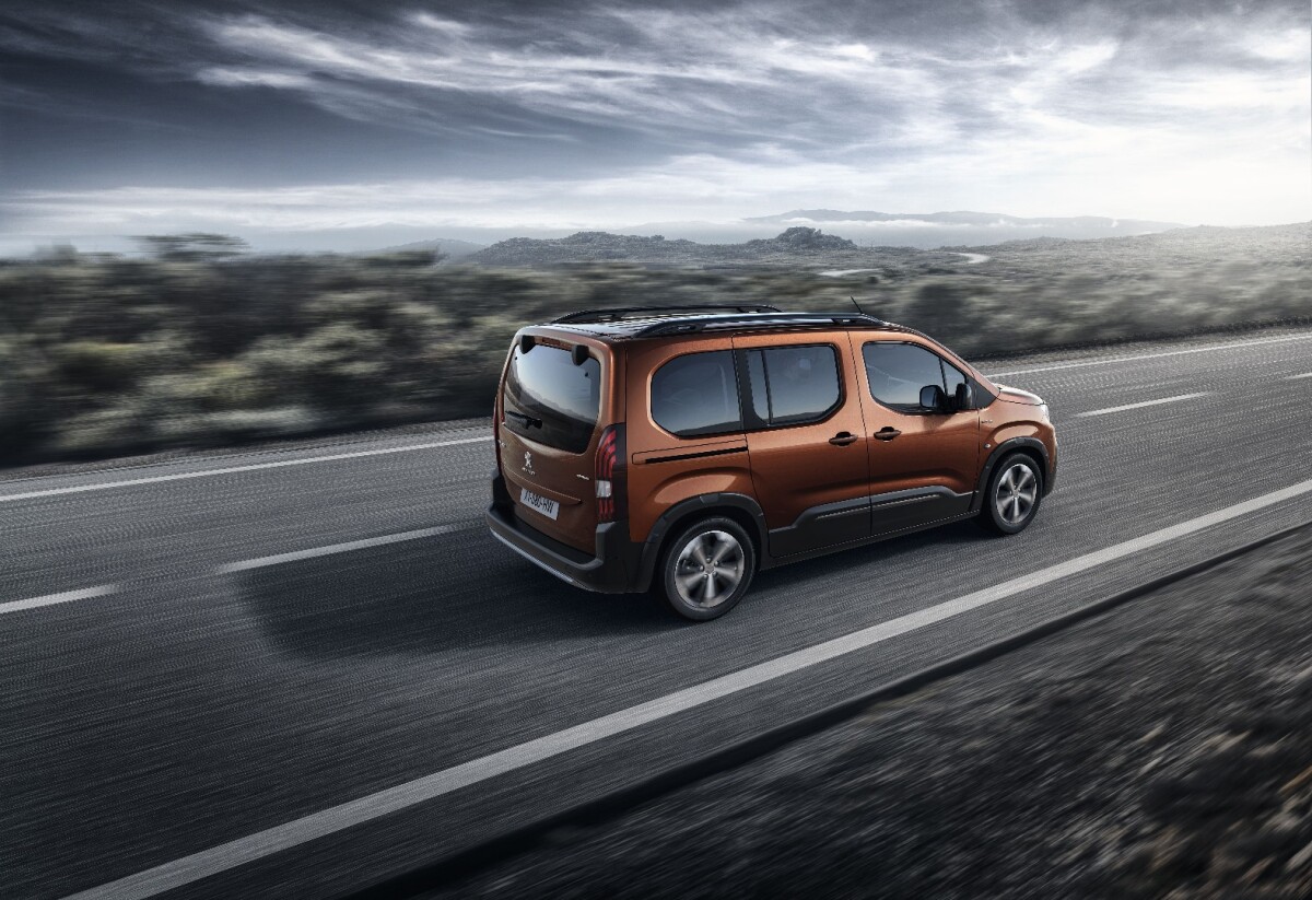 The Rifter will come in 5- and 7-passenger versions