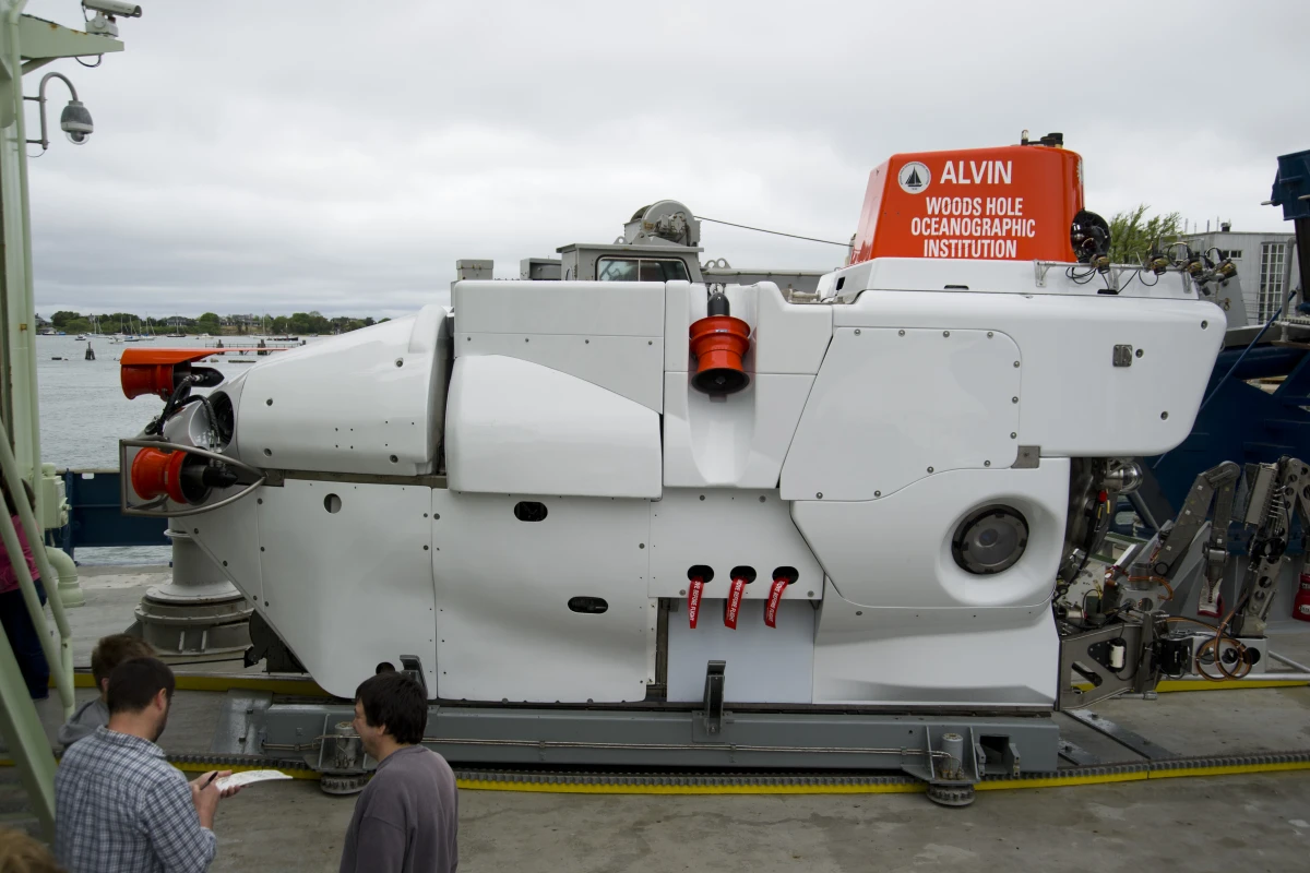 Starboard profile of Alvin that is returning to service after a three-year overhaul