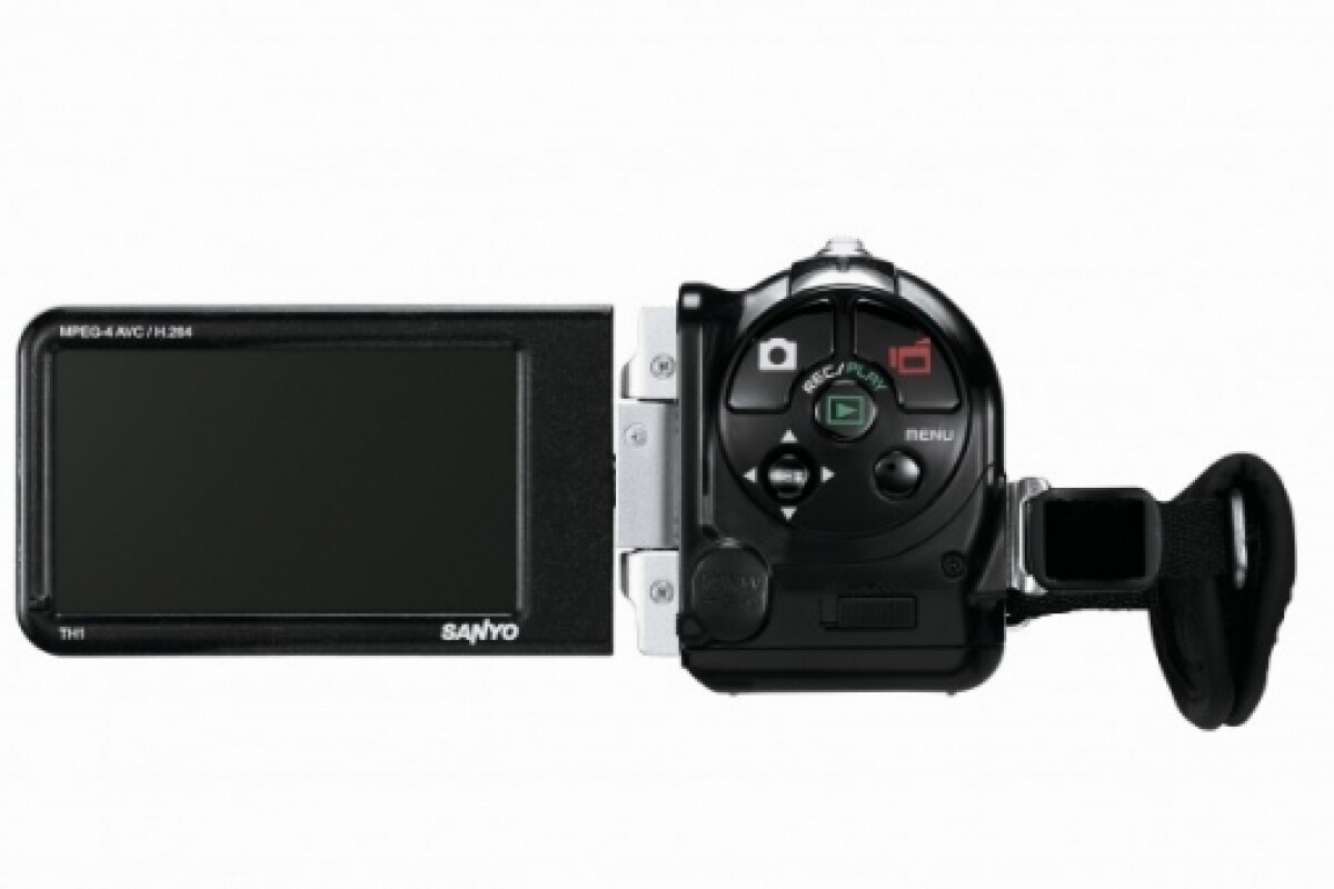 Sanyo Xacti dual camera shoots HD video and stills simultaneously