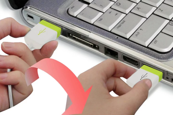 The Double USB concept from designer Ma Yi Xuan would allow users to plug in a device without first making sure the connector was the right way up