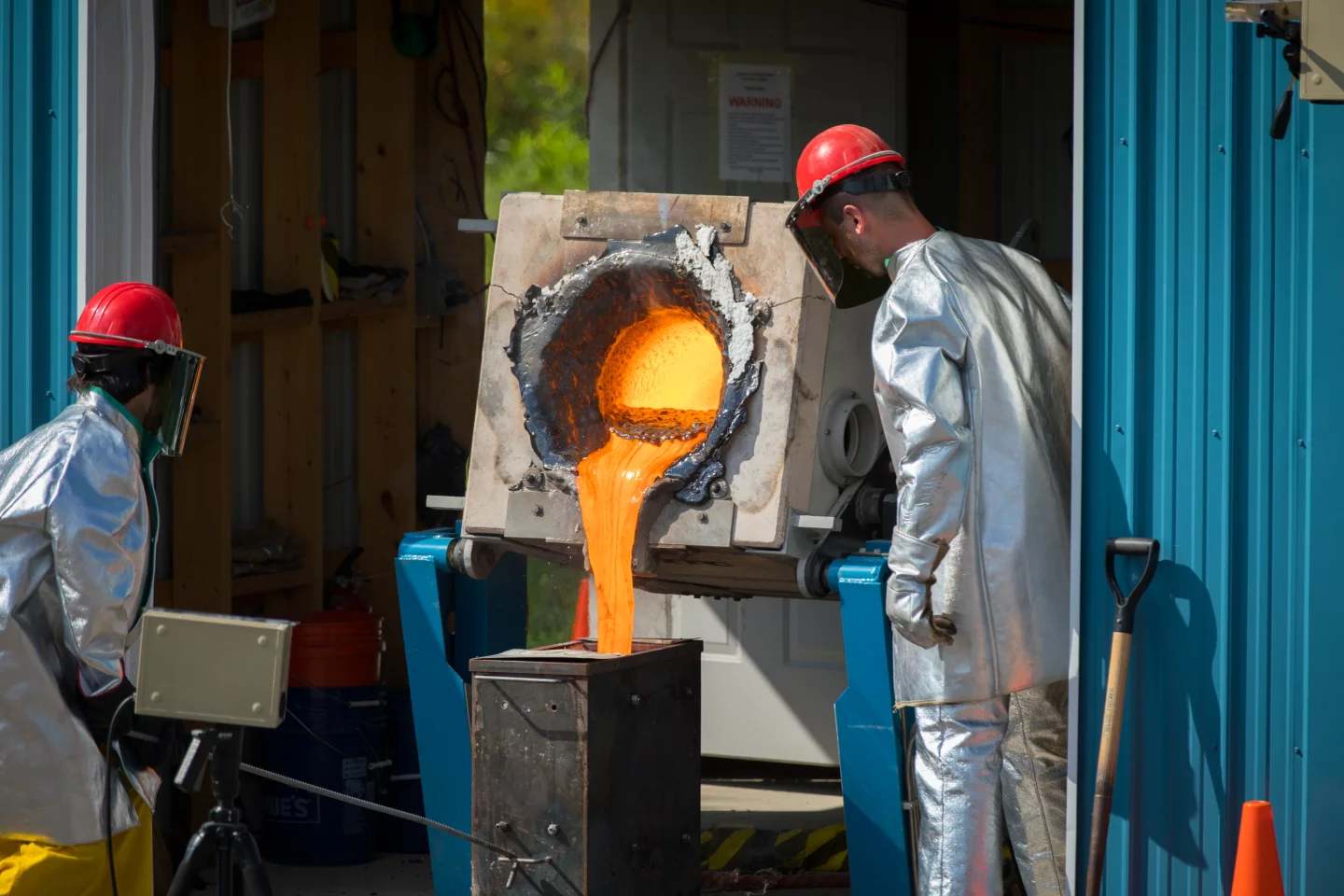 The lab-made lava was poured into insulated steel boxes of different sizes