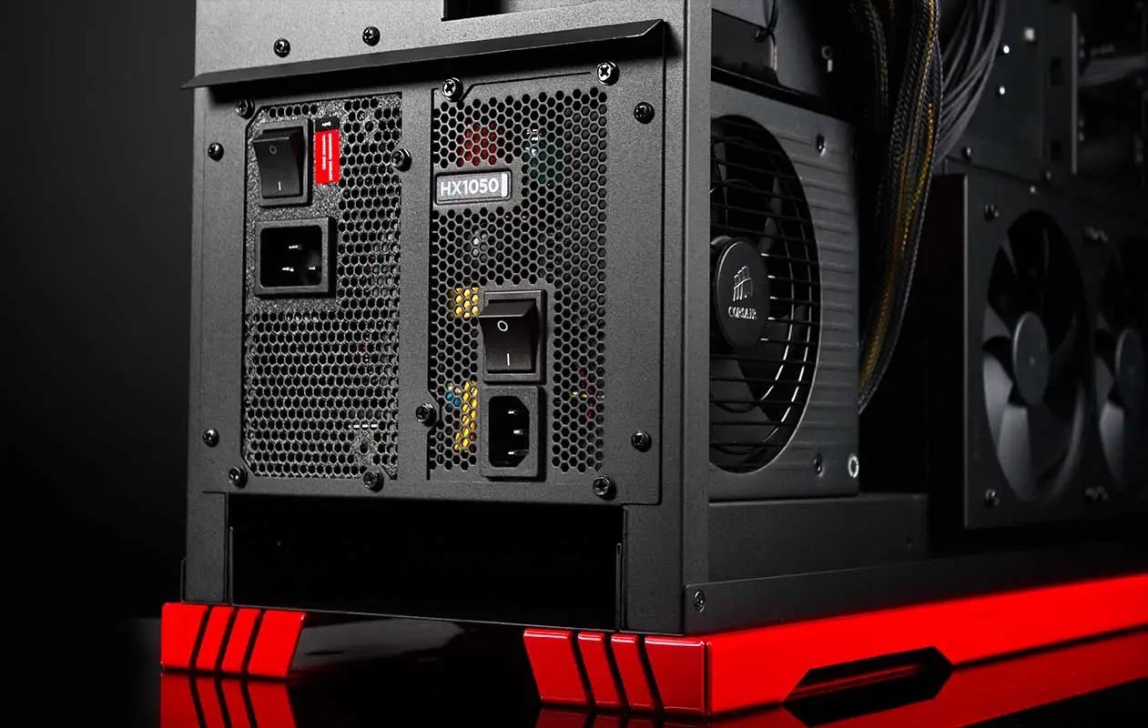 The Aventum II benefits from a proprietary isolated exhaust chamber design that channels hot air under the power supply and out through the rear vent
