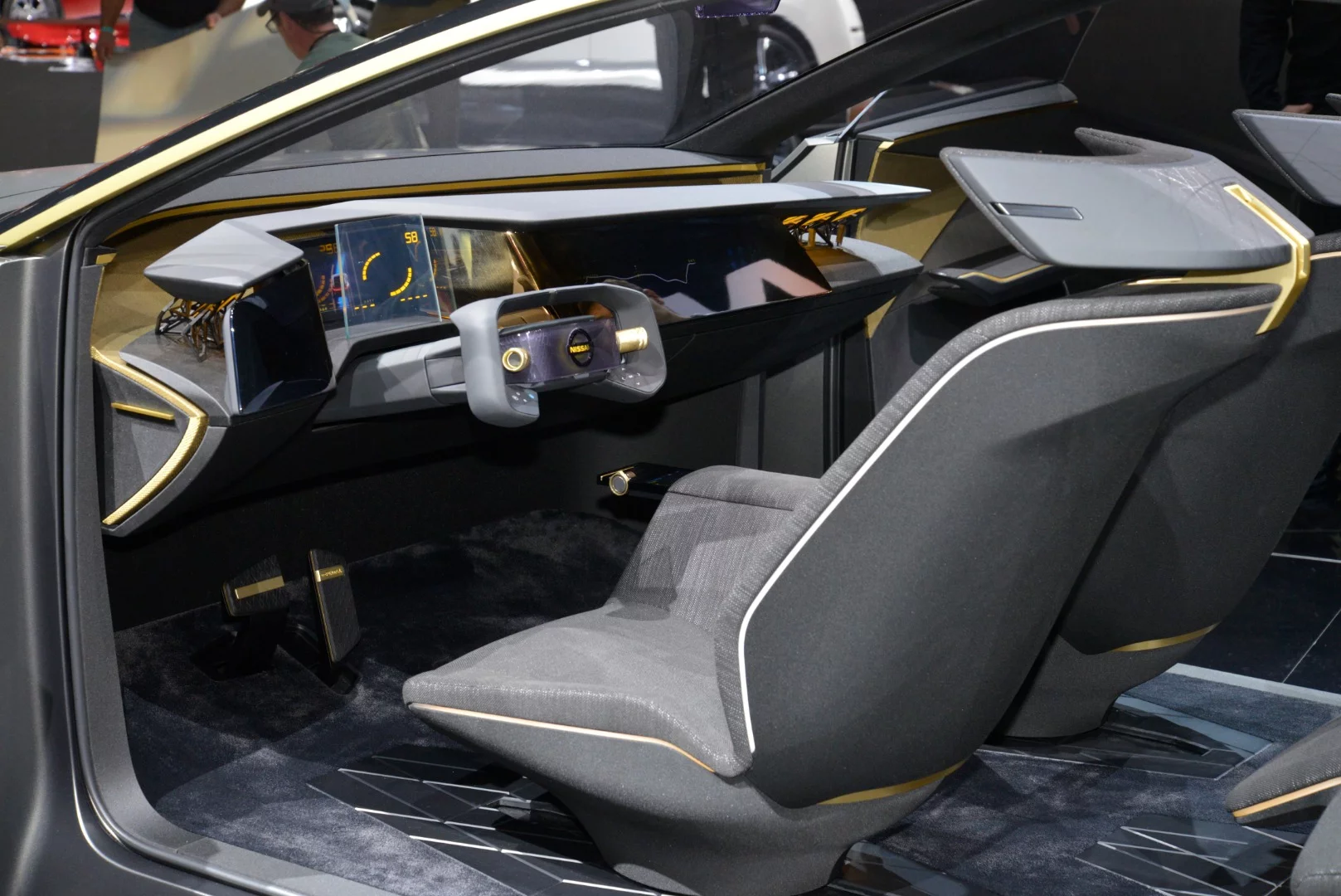 NIssan's IMs EV's powertrain is an AWD system powered by two electric motors located fore and aft