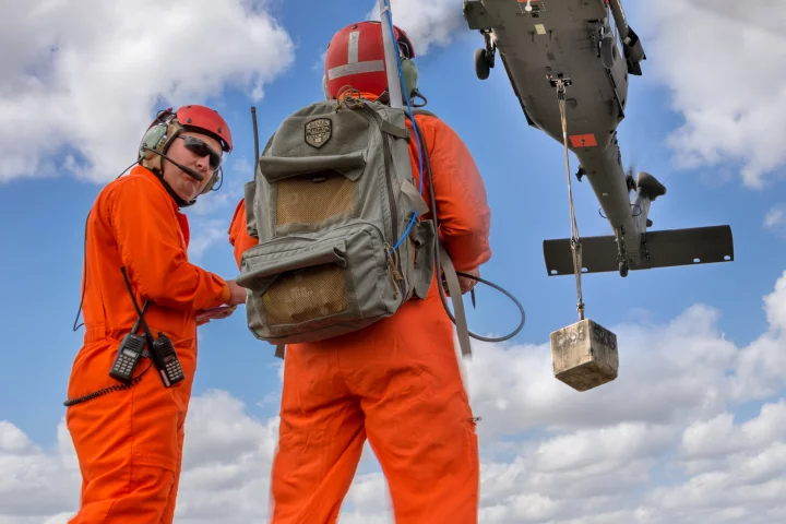 The Optionally Piloted Black Hawk (OPBH) Demonstrator program aims at developing aircraft capable of flying without a pilot