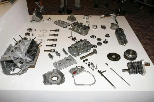 RC211V internals