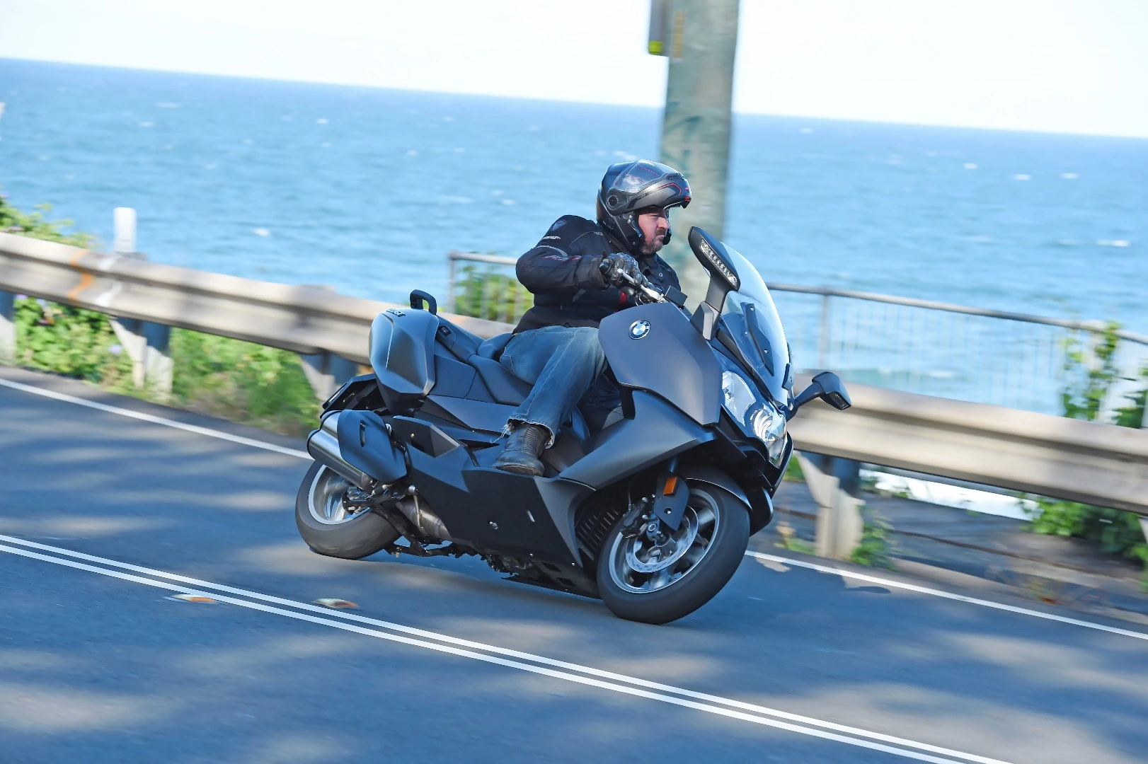 BMW's C650 GT: surprisingly capable in the corners