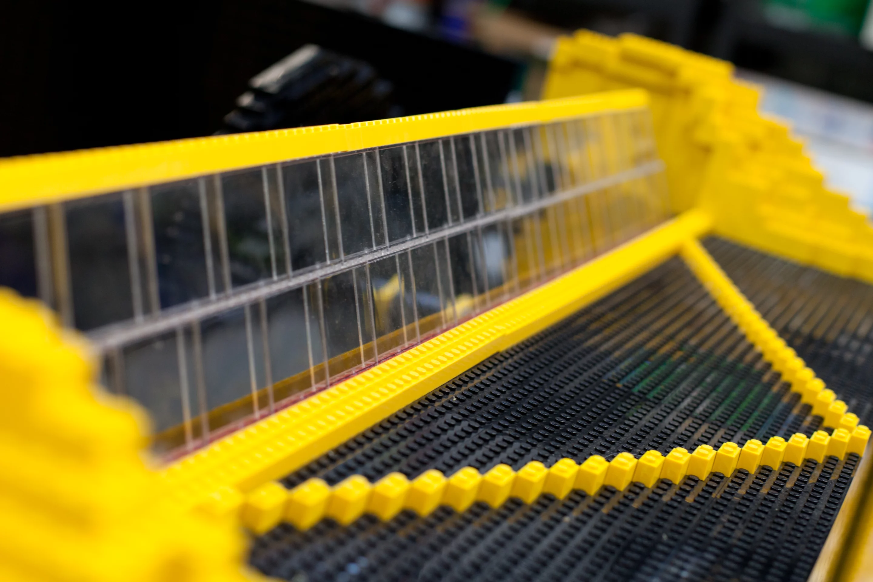 the low profile windscreen was built using transparent Lego blocks