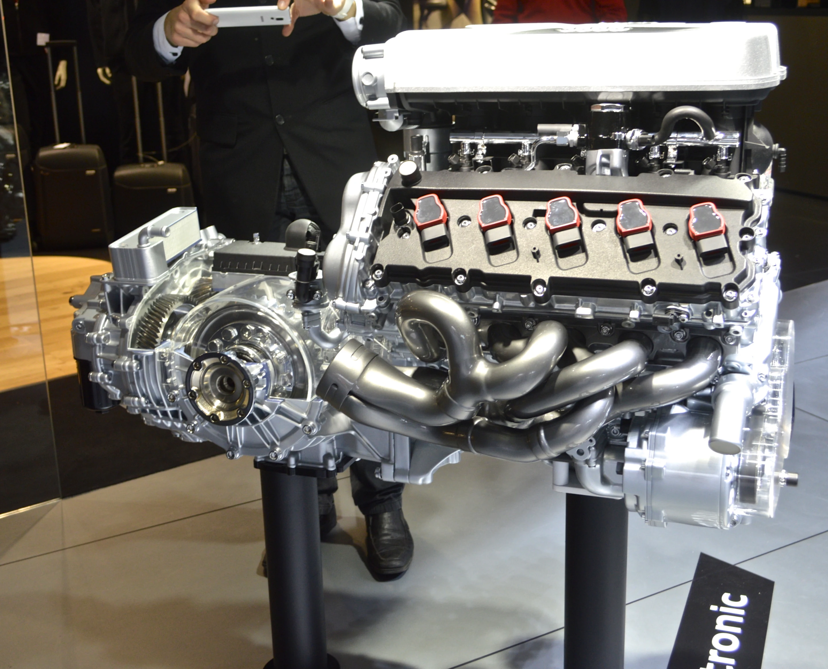 Audi V10 engine in Geneva (Photo: C.C. Weiss/Gizmag.com)