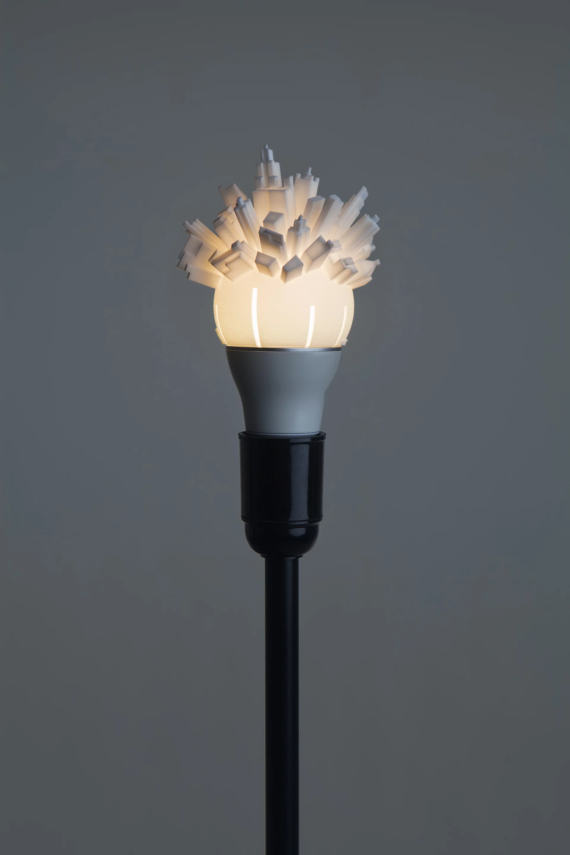 The floor-based Huddle model, with stand