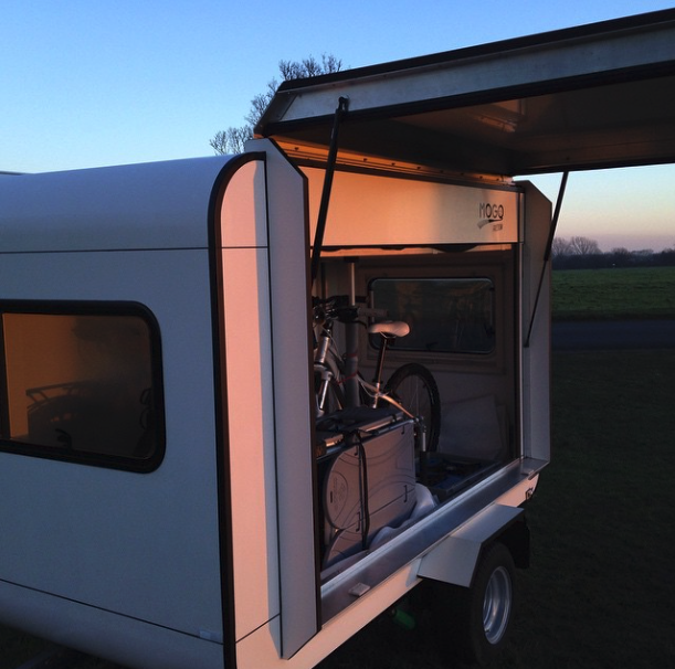 Mogo packed up with two mountain bikes and the Grub Hub