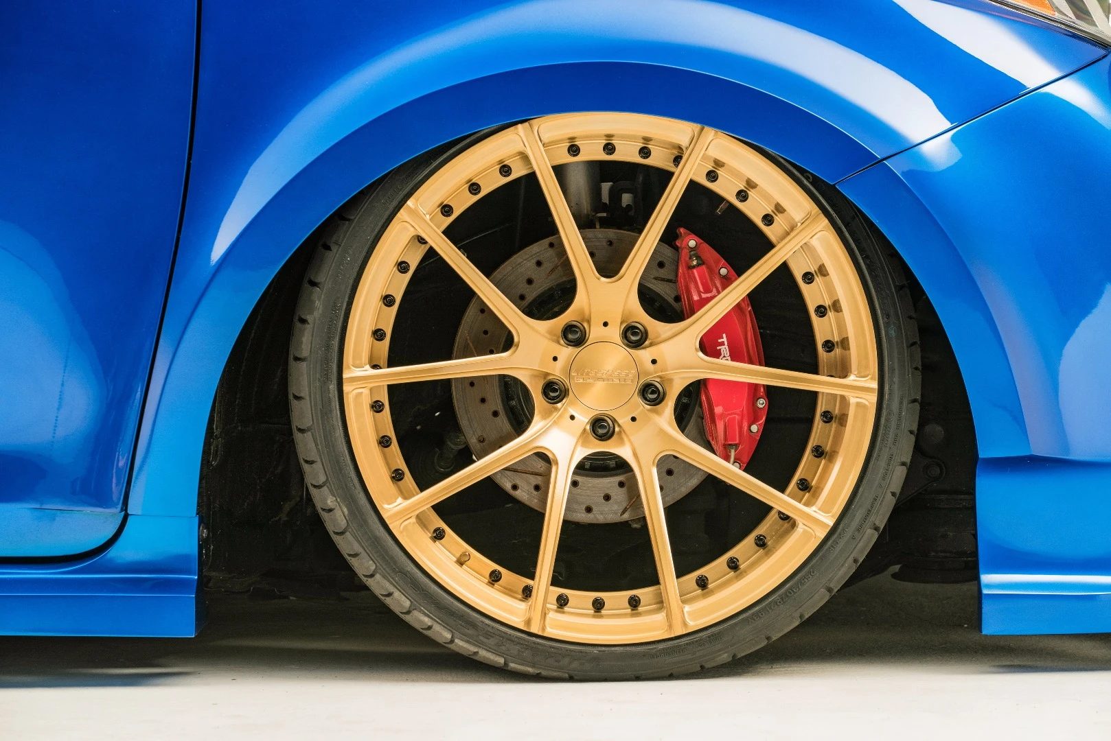 Toyota developed the Extreme Sienna for SEMA 2016