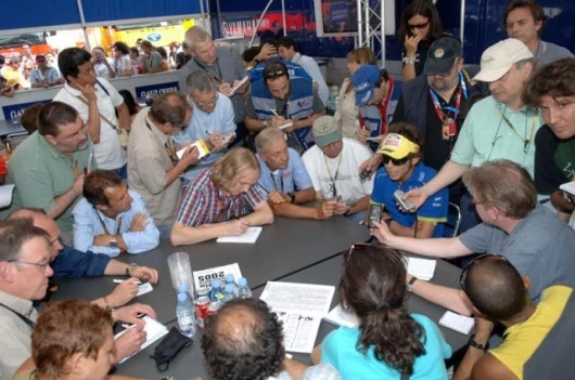 Valentino made peace with the Spanish throngs after the controversial happenings of the first race of the season in Jerez
