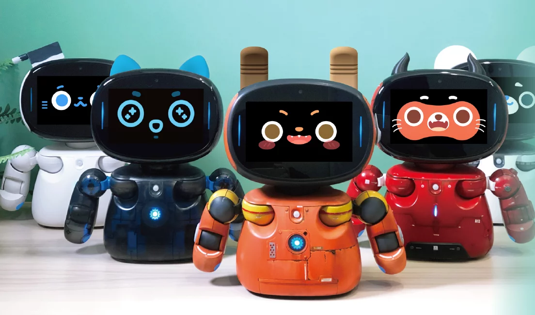 The RobotCreator DX is currently the subject of a Kickstarter campaign