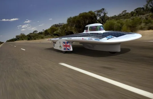 Gearing up for the 2011 World Solar Challenge (Image: Cambridge University Eco Racing)