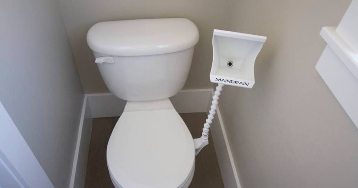 Унитаз открытый и закрытый. На что похож туалет. Туалет. Унитаз вектор. Унитаз мультяшный.