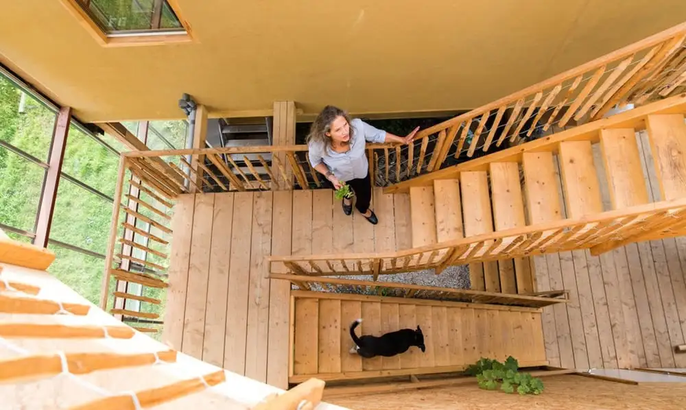 CHiBB has no solar power, but a solar water heating system provides hot water