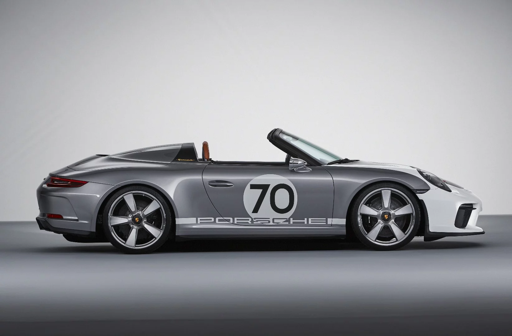 Porsche 911 Speedster Concept: low, angled windscreen halps give a long, low profile