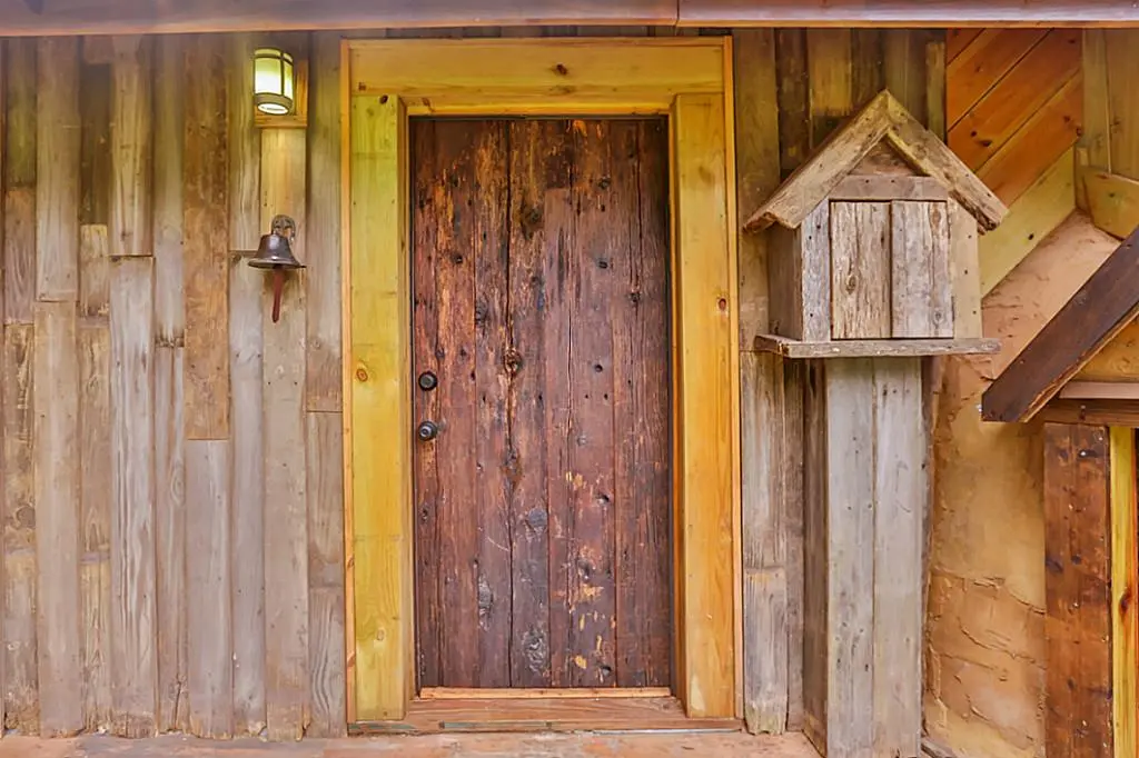 The Cowboy Boot House's door