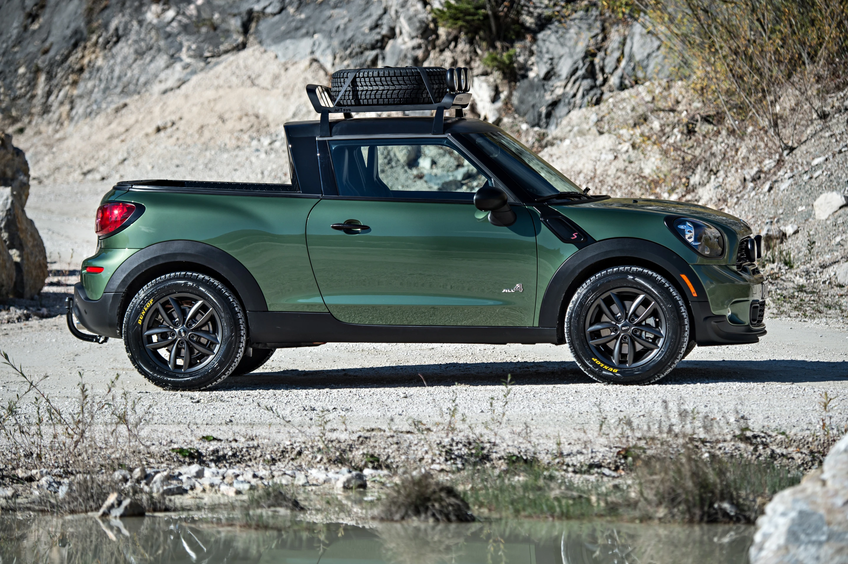 The MINI Paceman Adventure