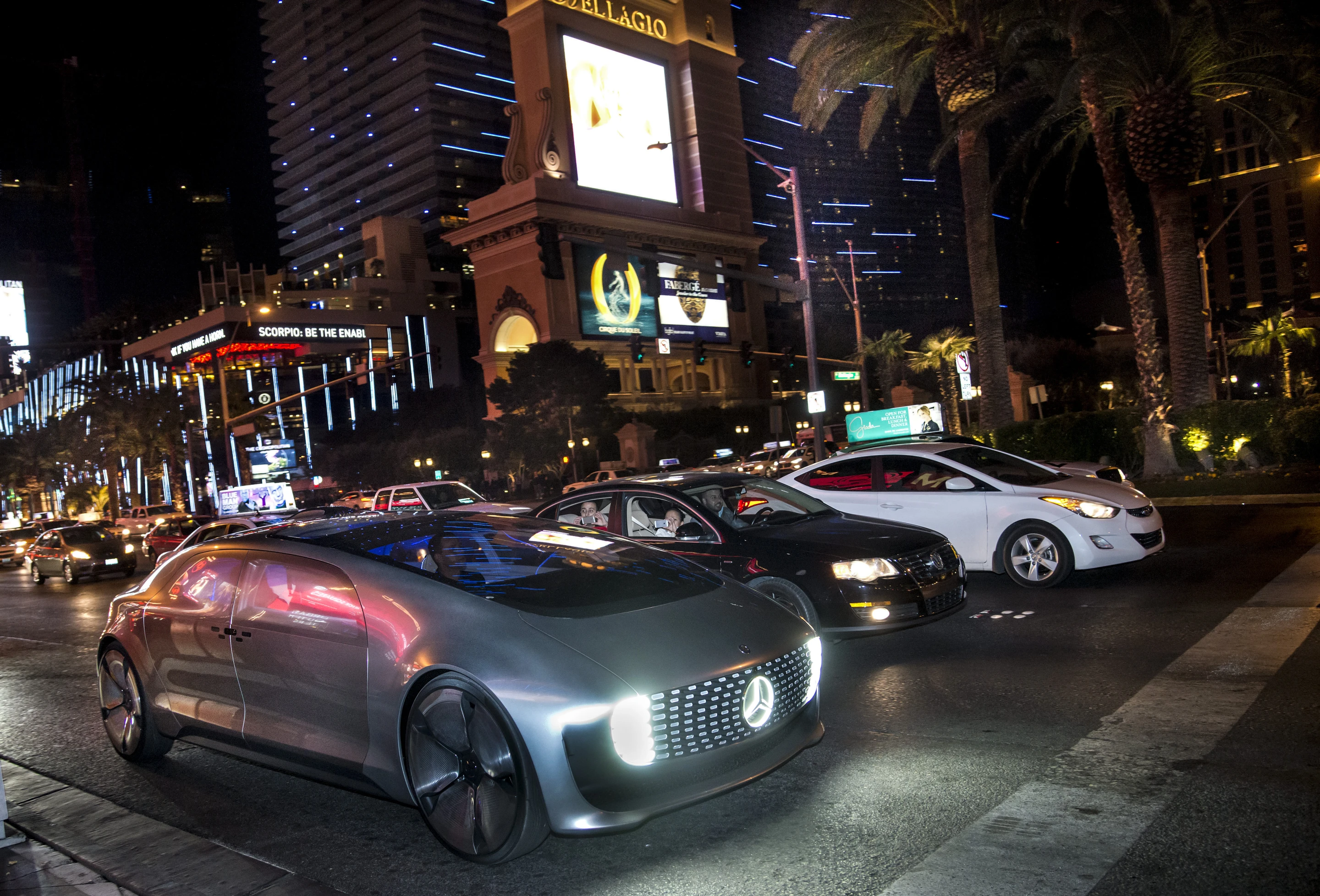 Mercedes F 015 concept car