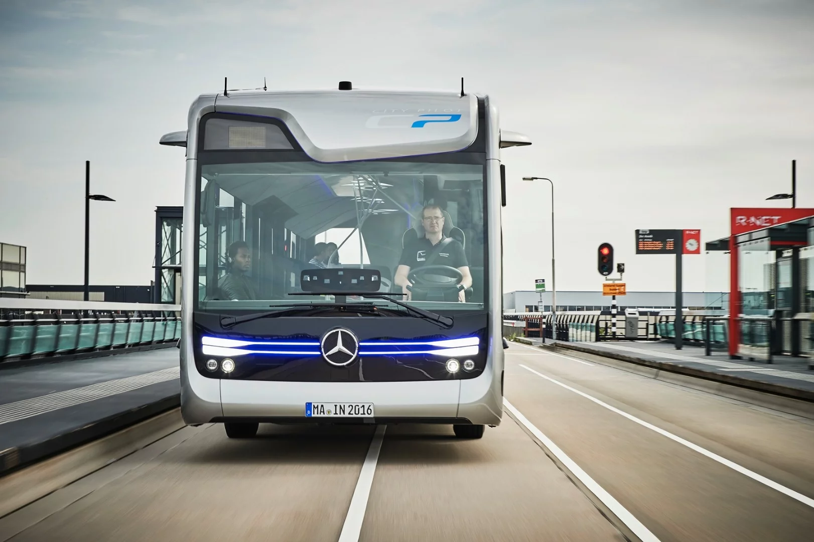 The bus is powered by a 220-kW (299-hp) Mercedes-Benz OM 936 in-line six-cylinder engine