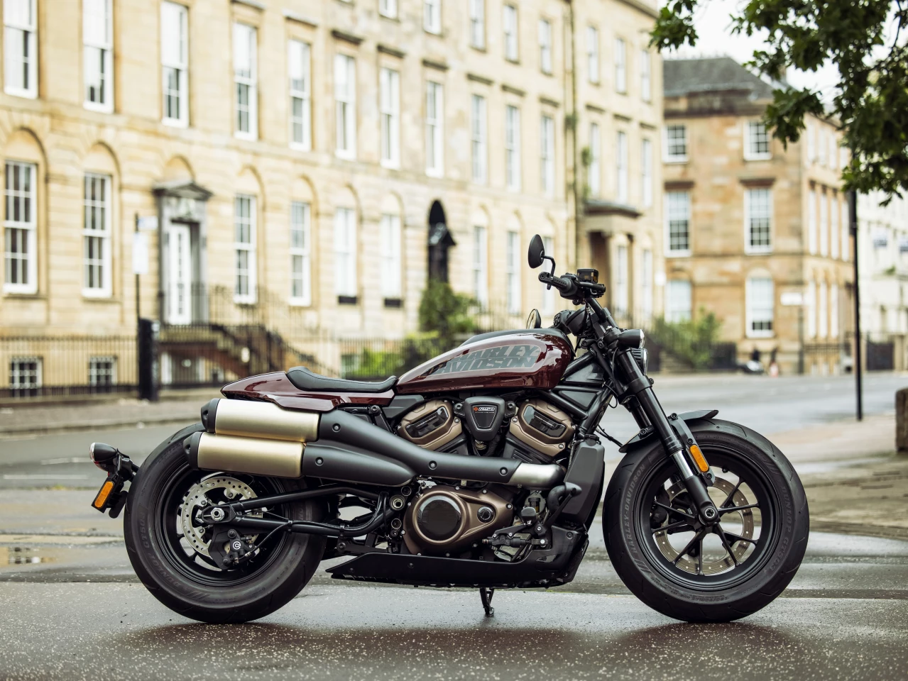 The flat-track styled exhausts of the 2022 Harley-Davidson Sportster S look nice, hopefully they won't bake the rider's right leg