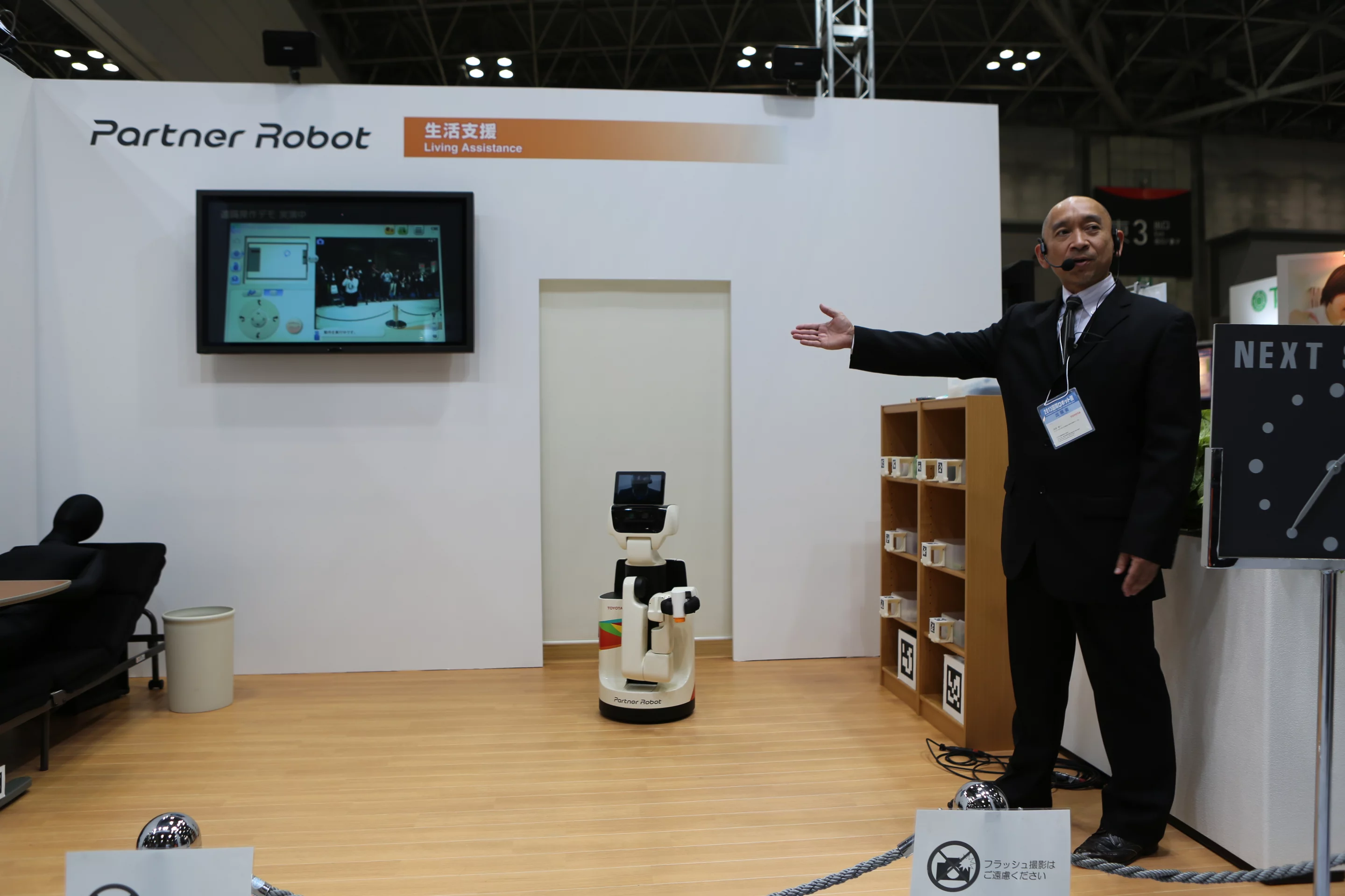 Bedridden users can take control of the robot using a tablet application (Photo: Mike Hanlon, Gizmag)