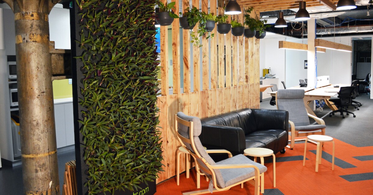 PodPlants Modular, plug and play vertical gardens for indoor spaces