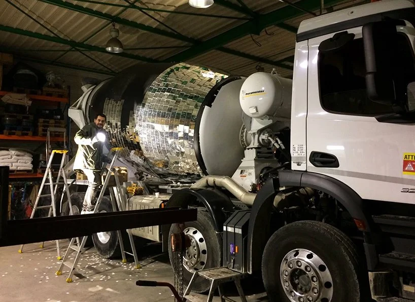 The 2017 mirror ball concrete truck