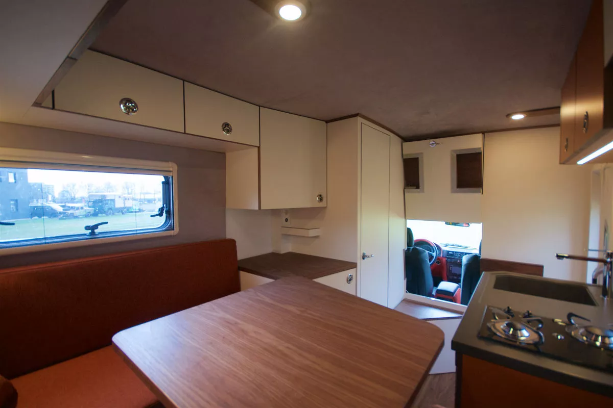 Inside the LeTech Lennson 3C