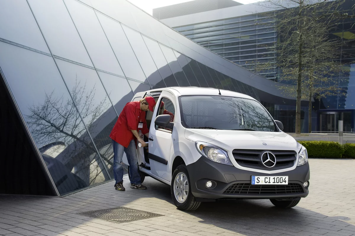 Mercedes-Benz aims to complete its delivery van range with the launch of the urban-oriented Citan