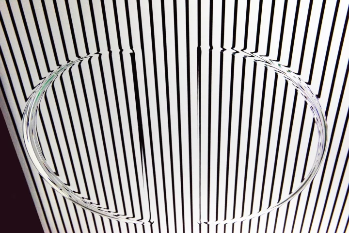 The technique was used to place the arcing curves in this glass