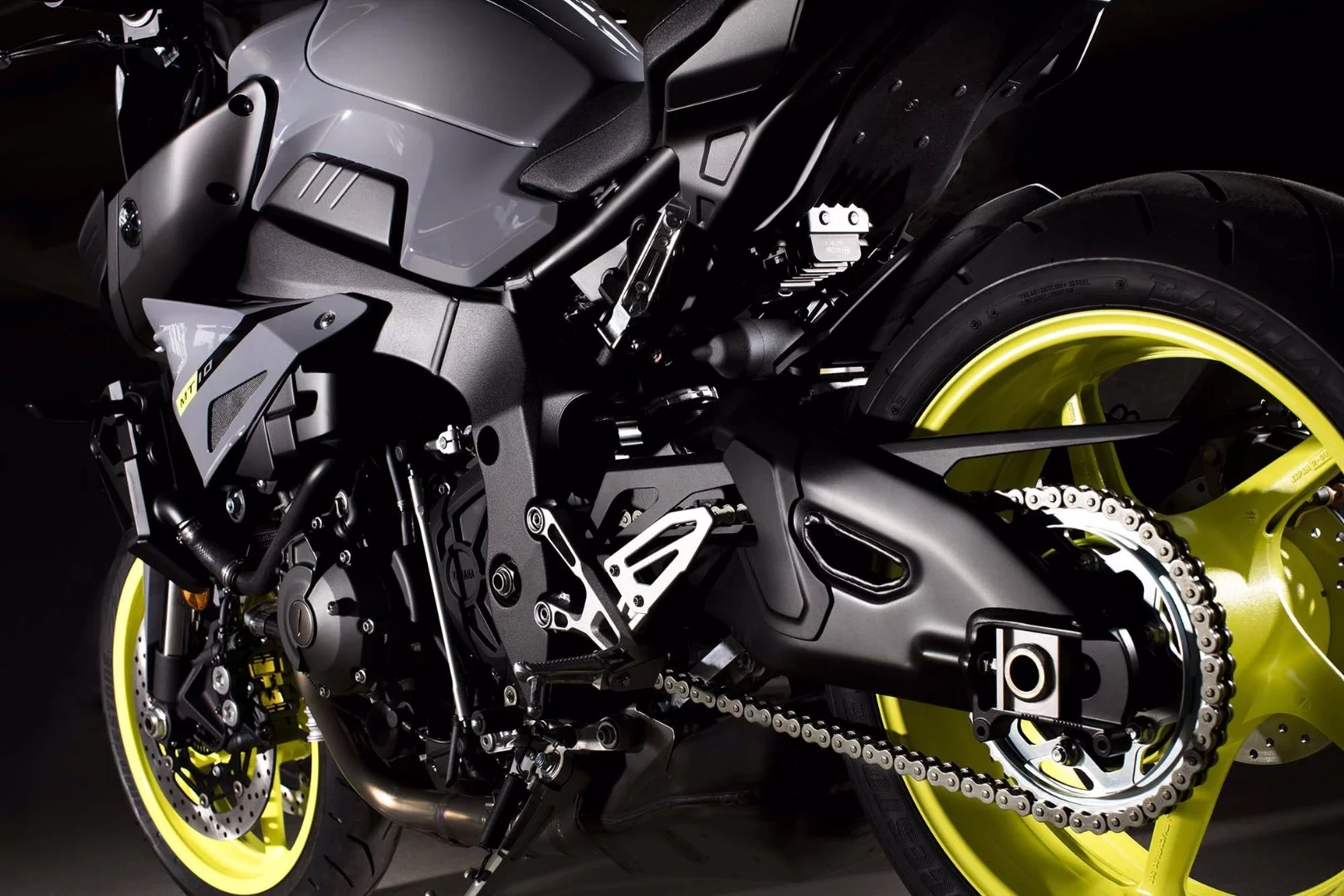 Yamaha MT-10: looks like a pain to clean, for people who are into that sort of thing