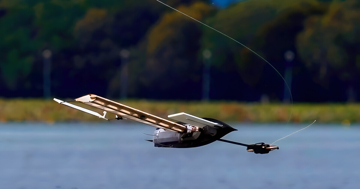 ALBATROSS Robot Deploys from Air to Sail Remote Waters — New Atlas
