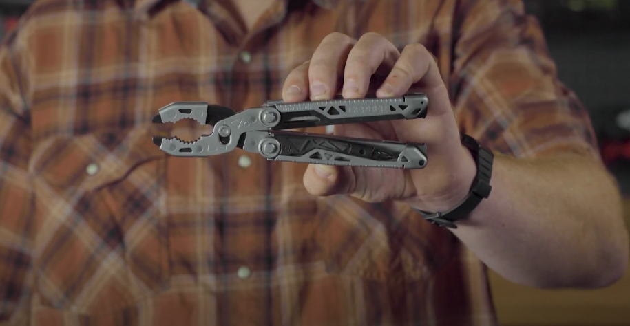 The handles are designed to fold more closely together for a better grip and leverage