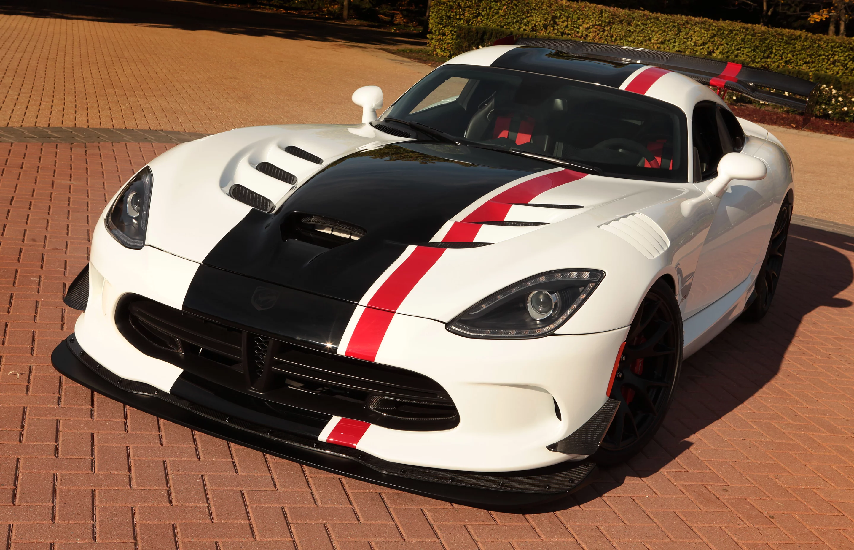The Dodge Viper ACR Concept is a lightweight, stripped back Viper designed for the track